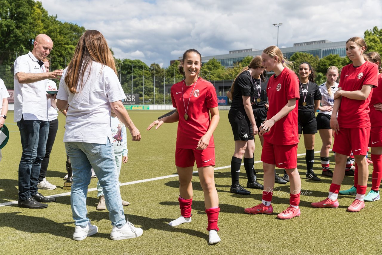 Bild 138 - wCJ Ballfreunde Pokal Finale  Altona 93 - Eimsbuetteler TV : Ergebnis: 0:2